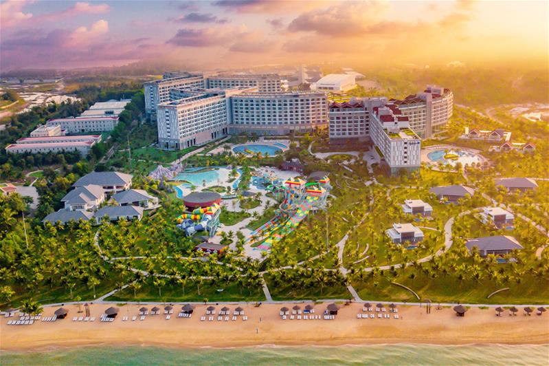 Phú Quốc - Thiên đường giải trí VinWonders - Vinpearl Safari - Nghỉ dưỡng Resort Wyndham Grand (VinOasis Cũ) - Mùng 2 Tết